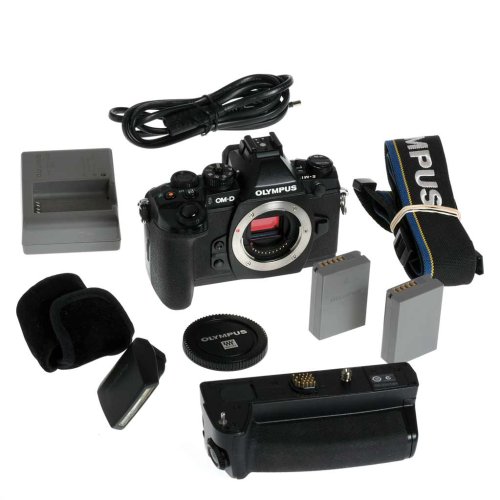 BRUGT Olympus E-M1 kamerahus m/HLD-7 greb