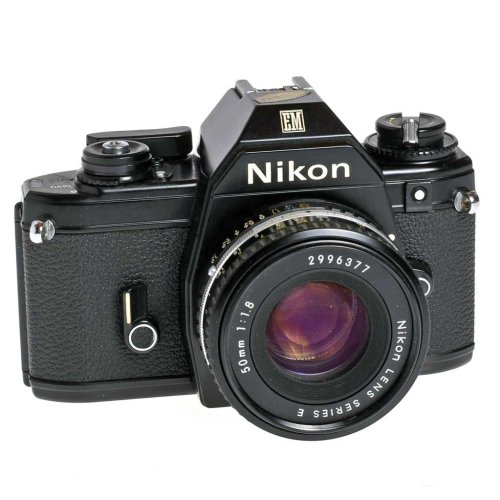 BRUGT Nikon EM m/50mm f/1.8