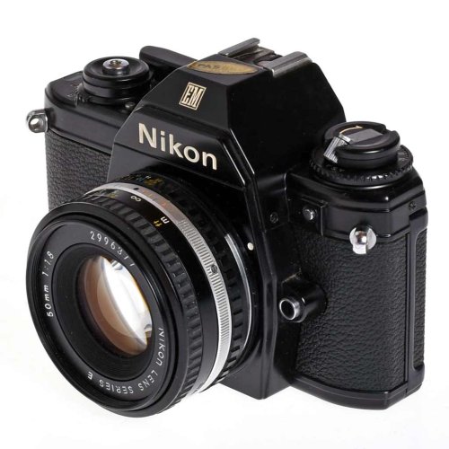 BRUGT Nikon EM m/50mm f/1.8