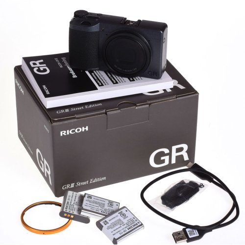 BRUGT Ricoh GR III Street Edition