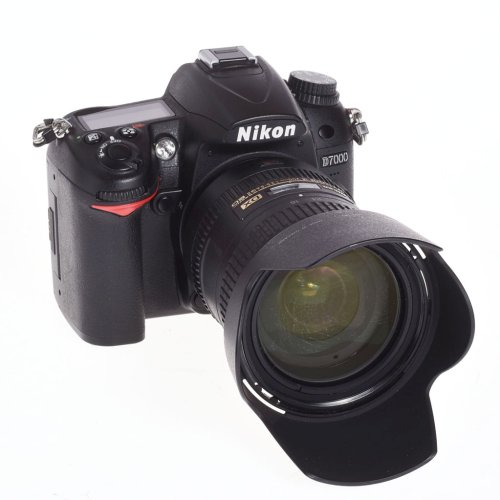 BRUGT Nikon D7000 m/18-200mm f/3.5-5.6 G II ED VR