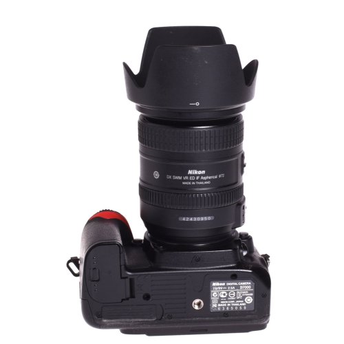 BRUGT Nikon D7000 m/18-200mm f/3.5-5.6 G II ED VR