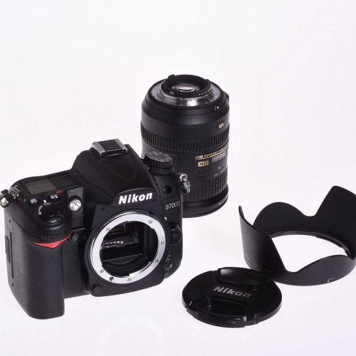 BRUGT Nikon D7000 m/18-200mm f/3.5-5.6 G II ED VR