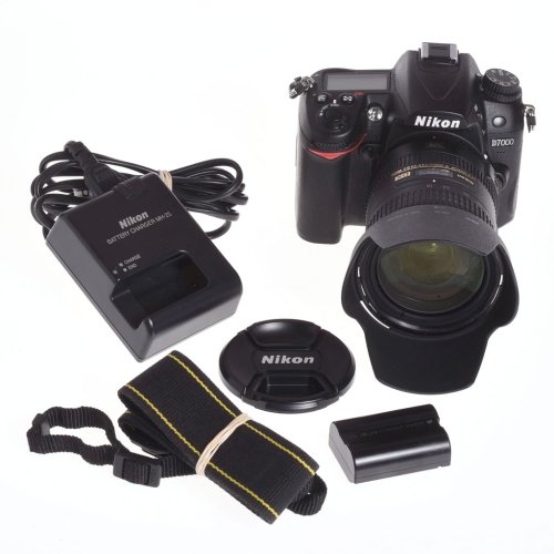 BRUGT Nikon D7000 m/18-200mm f/3.5-5.6 G II ED VR