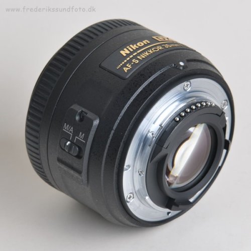 Nikon AF-S DX Nikkor 35mm f:1.8G