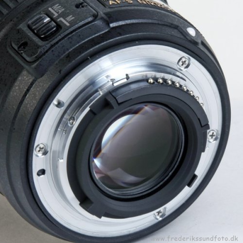 Nikon AF-S 50mm f: 1.8G
