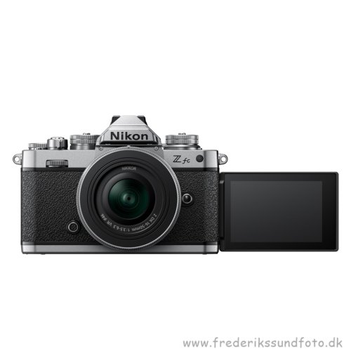 Nikon Z FC m/16-50mm VR