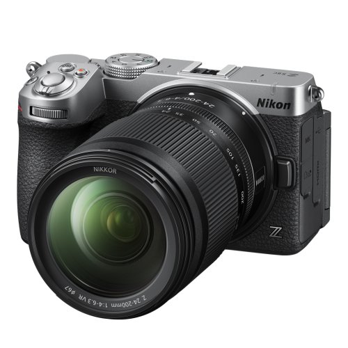 Nikon Z 5 IIC Silver + 24-200mm f/4-6.3 VR