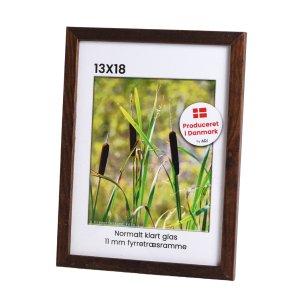 Brun fyrretr�sramme 13x18 med klart glas