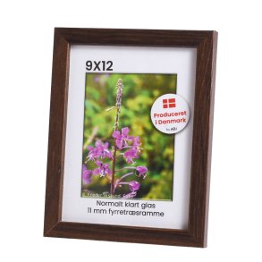 Brun fyrretr�sramme 9x12 med klart glas