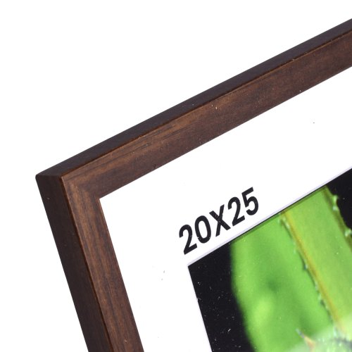 Brun fyrretr�sramme 20x25 med klart glas