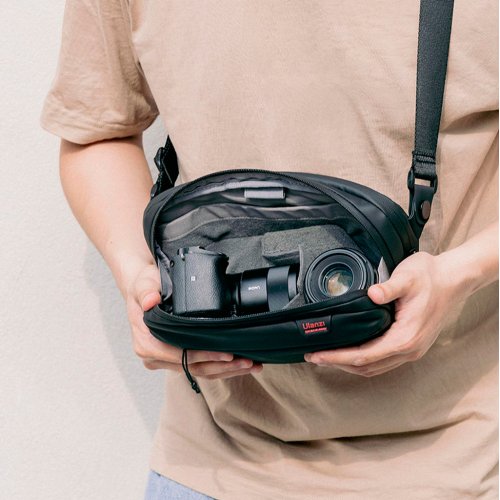 Ulanzi Tracker Camera Sling bag